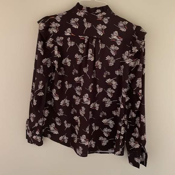 Beautiful patterned blouse - Picture 2 of 4